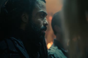 Snowpiercer 2021 S02 The Time of Two Engines Episode 1 thumb 